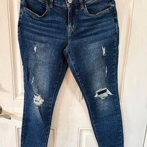 Stylish Distressed Blue Jeans for Women